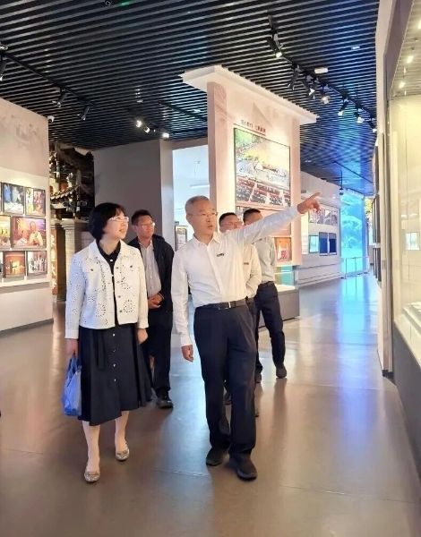 2025093014001043361 2025093014001043361